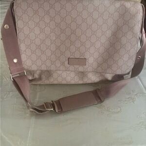 Gucci Beige Monogram Messenger/baby Bag